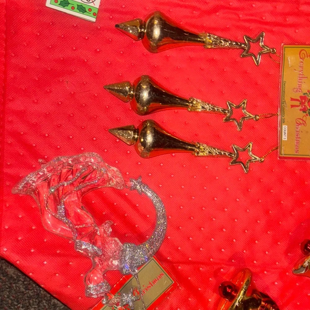 Gold and Red Christmas Ornaments Set - Picture 7 of 10